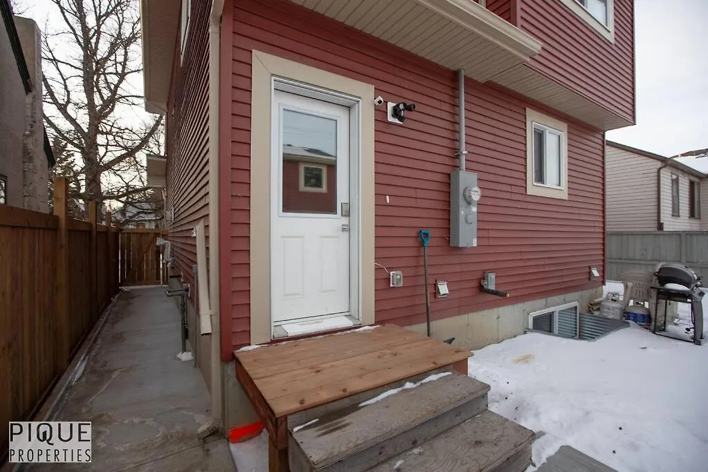 Appartamento New, Mountain Chic Suite, Whyte Avenue, Netflix, Wifi, Sleeps 6 Edmonton
